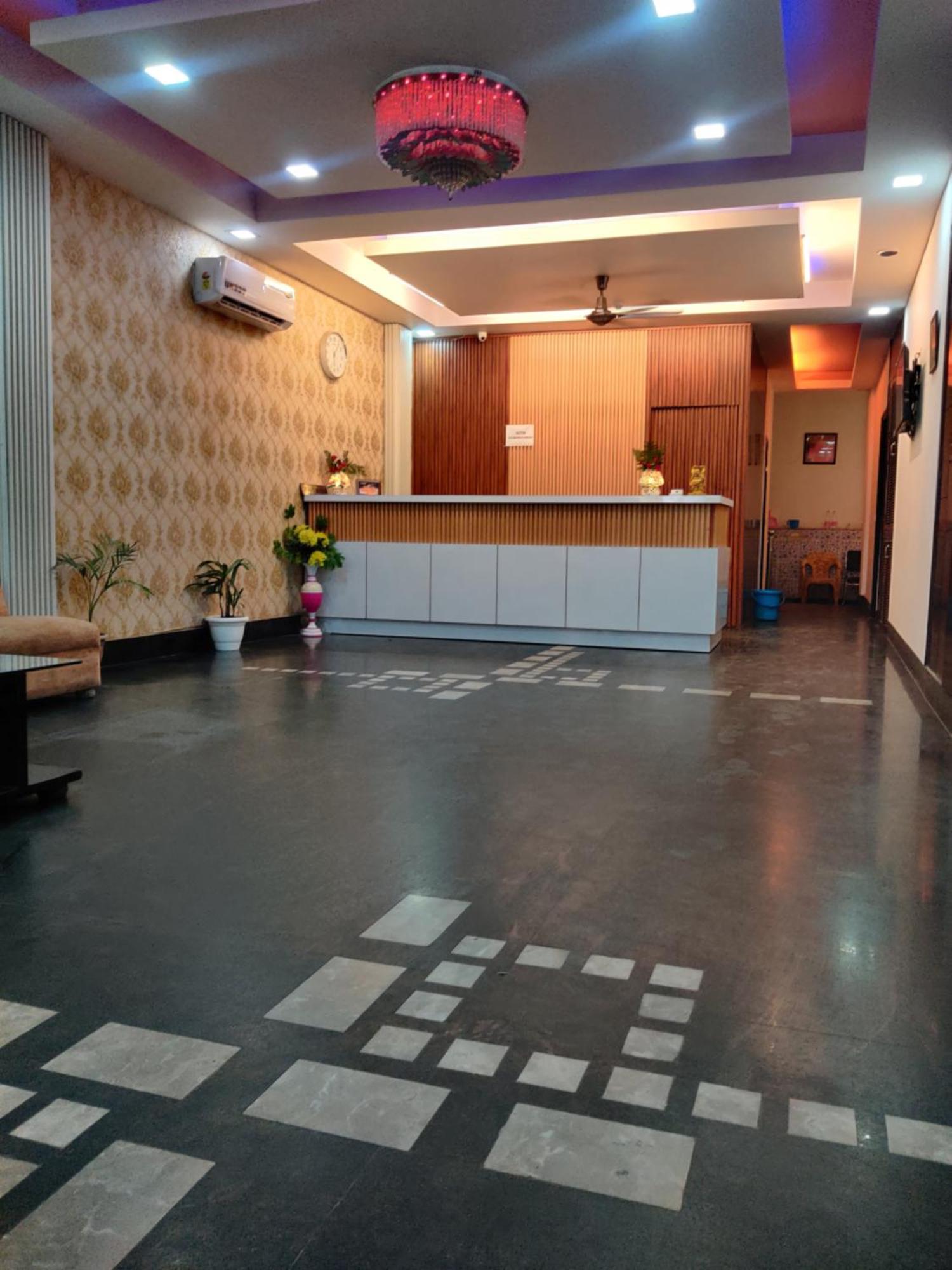 Hotel Delhi Airport Plaza Igi Airport Nova Deli Exterior foto